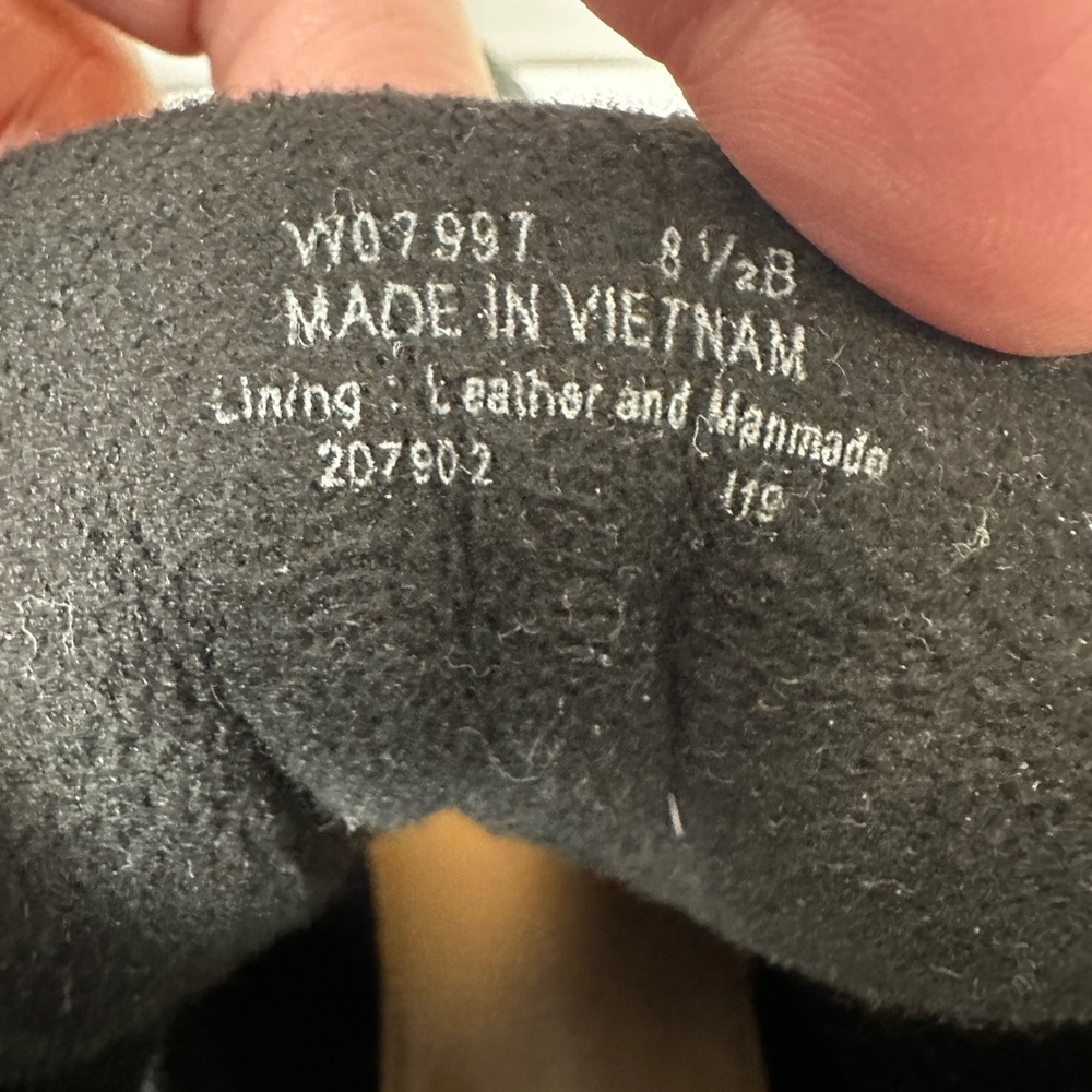 Cole Haan Black Shearling Trim Lace‑Up Winter Boots Size 8.5 B - Picture 2 of 13